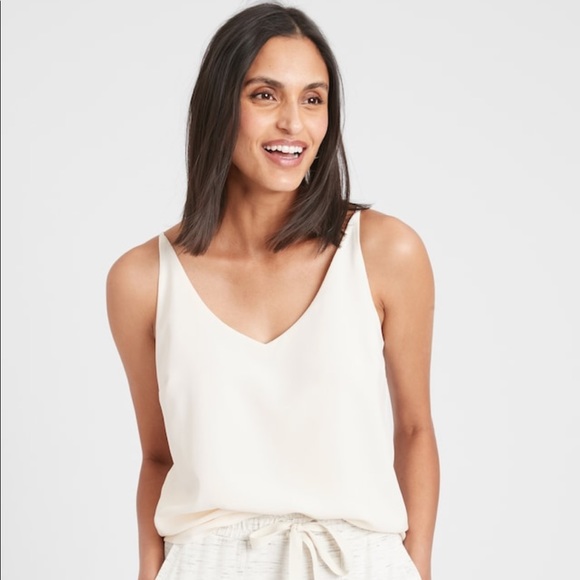 PRICE DROP! Banana Republic V-Neck Classic Camisole - Picture 1 of 7